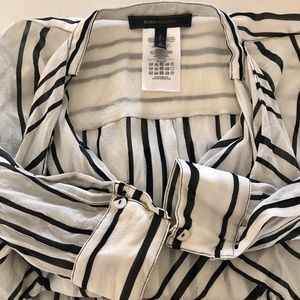 BCBG maxazria back and white blouse